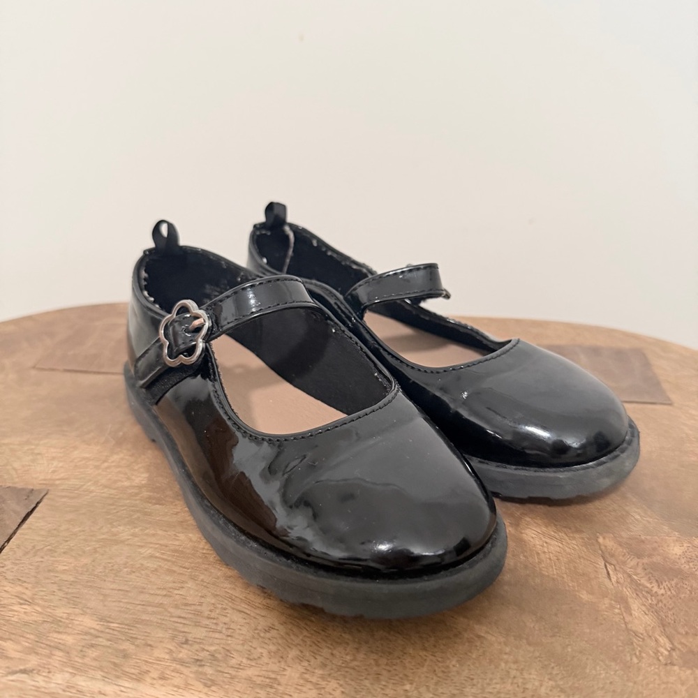 Old Navy Black Patent‎ Leather Kids Shoes